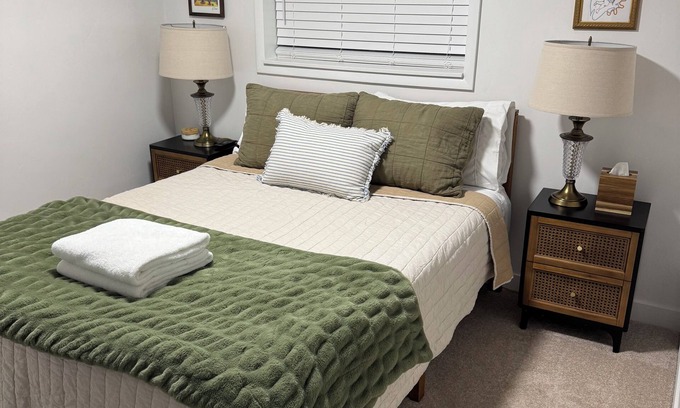 Taylorsville Apartment | Spacious & very comfortable 3bed & 1 Bath Basement Apartment in Taylorsville