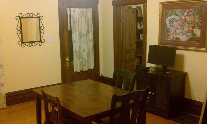 Ridgetown House | Spacious Victorian house, four bedrooms very close to all amenities