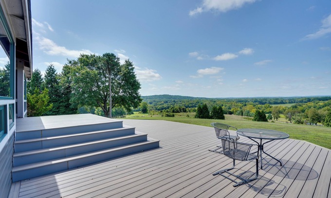 Tuscarora House | Spacious Virginia Retreat w/Deck & Scenic Views!