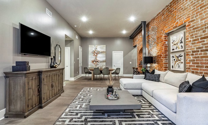 Central Business District Apartment | 🥂Spacious Warehouse District Condo with Balcony 🥂 | The French 75