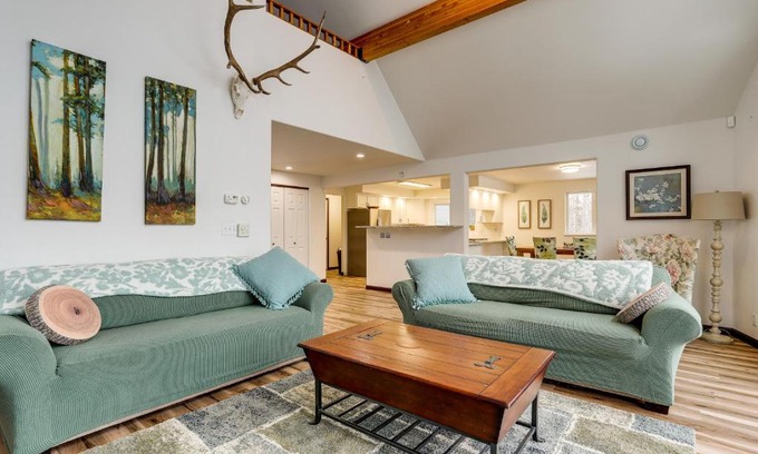 Wasilla House | Spacious Wasilla Home about 1 Mi to Boat Launch!