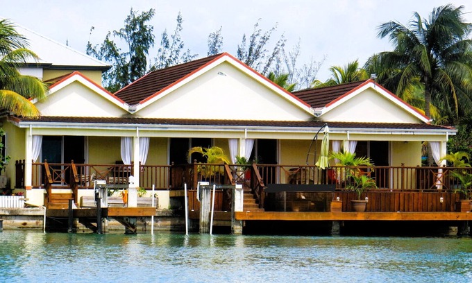 Jolly Harbour Villa | Spacious Waterfront Villa in the heart of Jolly Harbour