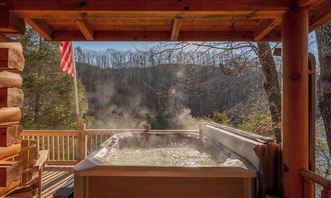 Pulaski Cabin | Spacious Waterfront Cabin on Claytor Lake