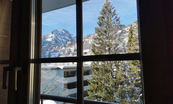 Engelberg House | SPANNORT Your Family Home with Common Kitchen and Self Check-in
