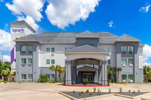 Missouri City Hotel | Spark By Hilton Missouri City