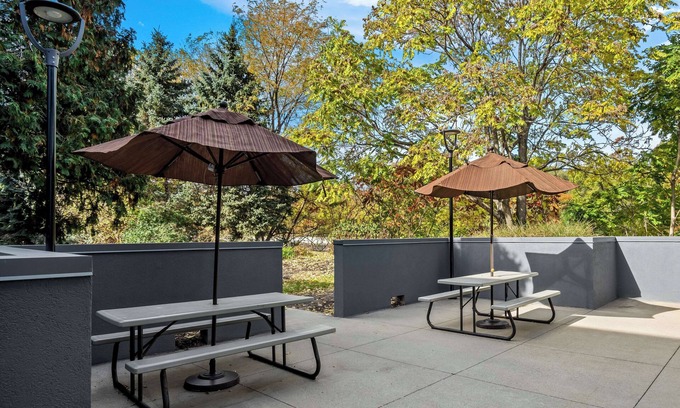 Stevensville Hotel | Spark by Hilton Stevensville