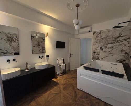 Dolceacqua House | Sparkling Suite