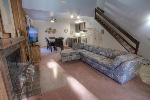 Incline Village Apartment | Sparrow's Nest home