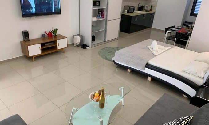 Bat Yam Apartment | Spat Studio ApartHotel