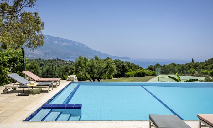 Leivathos Villa | Special villa with beautiful views, pool and tennis court