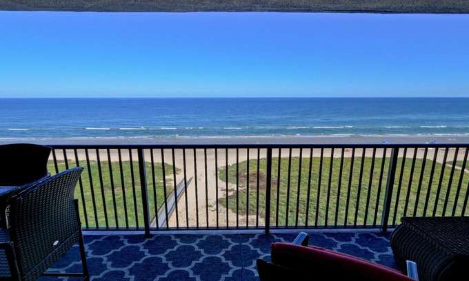 South Padre Island Condo | Specials. Ocean Front Luxury Condo attention to details, many extras!