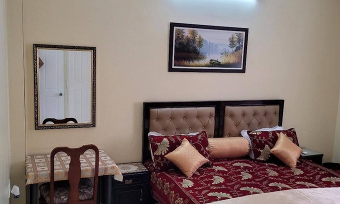 Hyderabad House | Specious Apartment 9 3BHK, 2 Halls, Terrace Pvt. Garden,