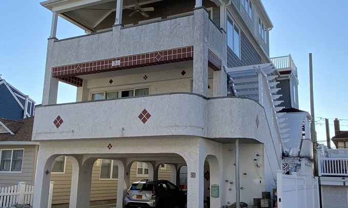 Long Beach House | Spectacular Beach Vacation Home, Ocean Views, Steps to Beach Available For Julyn