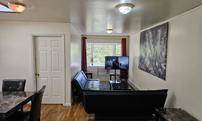 Bedford-Stuyvesant Apartment | Spectacular Comfort and Location