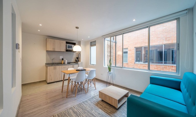 Financial District Apartment | Spectacular High-End Apartment in Chapinero Alto with Wifi