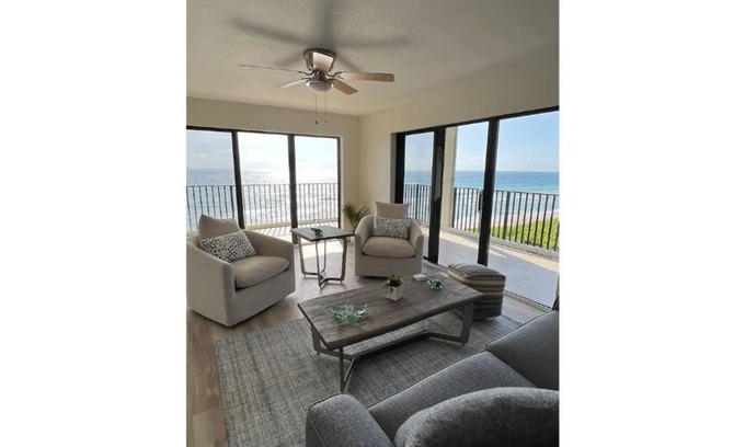 Hutchinson Island South Condo | Spectacular ocean front 2-bedroom condo