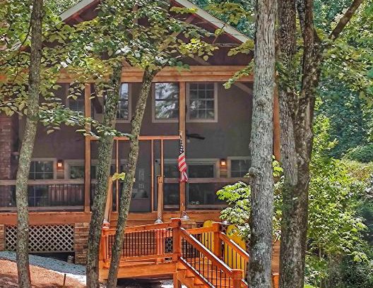 Lake Oconee Villa | Spectacular porch on Lake Oconee, just a few steps from the water