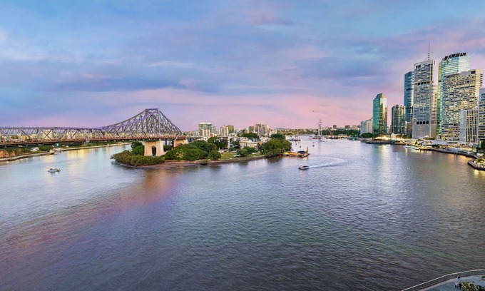 Brisbane Central Business District Apartment | Spectacular Riverside Apartment ~ Brisbane CBD!