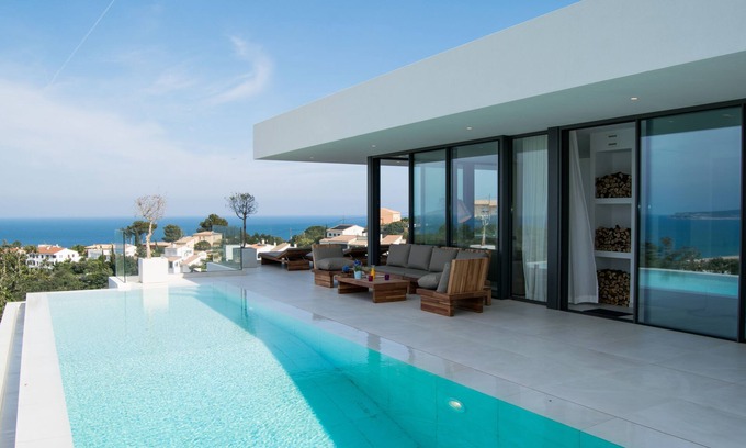 Begur Villa | SPECTACULAR SEA VIEWS. INFINITY POOL . LIFT.
