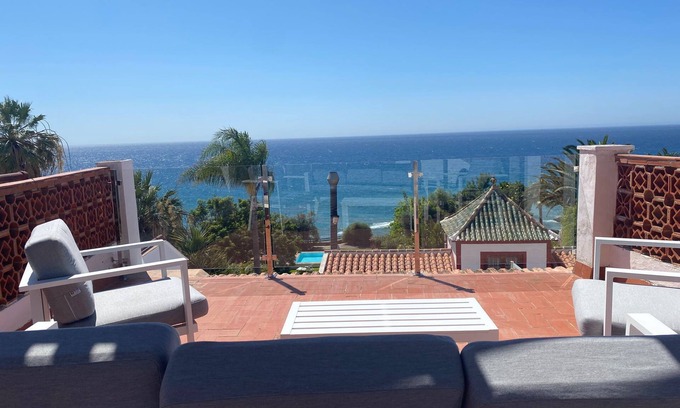 Nerja City Centre House | Spectacular views, perfect location!