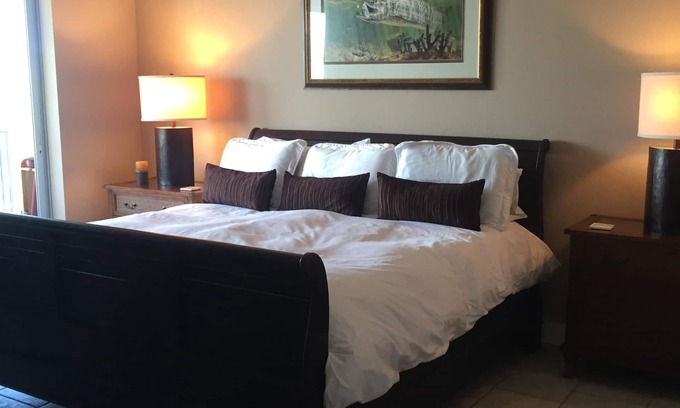 Placida Condo | Spectacular waterfront condo minutes to Boca Grande