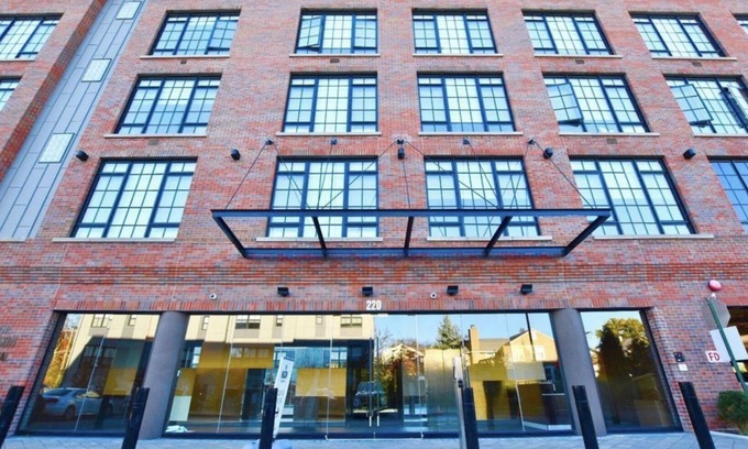 Mamaroneck Condo | Spend the Summer Near NYC and the Country in an Amazing Modern Luxury 2bed/2bath