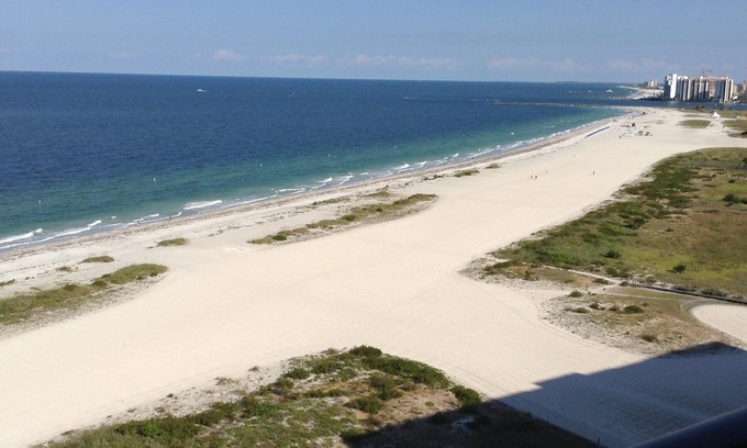 Sand Key Condo | Spend Your Winter On The Beach.