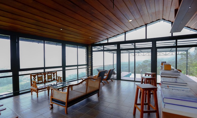 Udumbanchola Hotel | Spice Tree Munnar