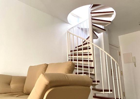 Figueres Apartment | Spiral Stairs Duplex