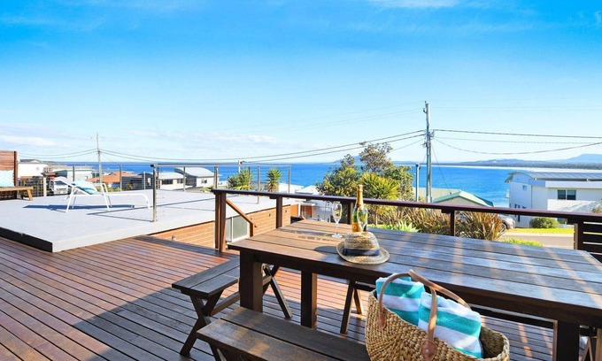 Gerroa House | Spirit of Gerroa - Moments from Seven Mile Beach