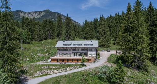 Spitzingsee Apartment | Spitzing Lodge Ferienwohnungen - Wanderparadies in den Bergen