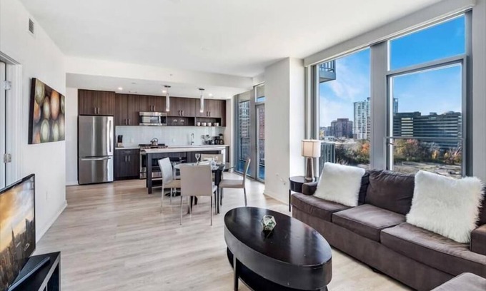 Crystal City Apartment | Splendid 2BR | Rooftop Pool | Arlington/Crystal City with Balcony | by GLS