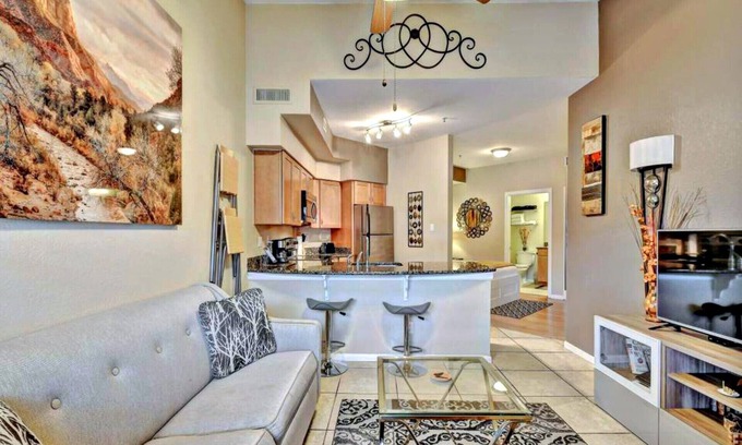 Highland Lake Estates Condo | Splendid, Tastful, And Fully Furnished Condo On Lake Travis Island Villa!