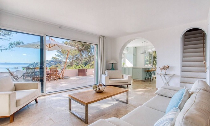 Cap Benat House | Splendid Villa by the sea with breathtaking views