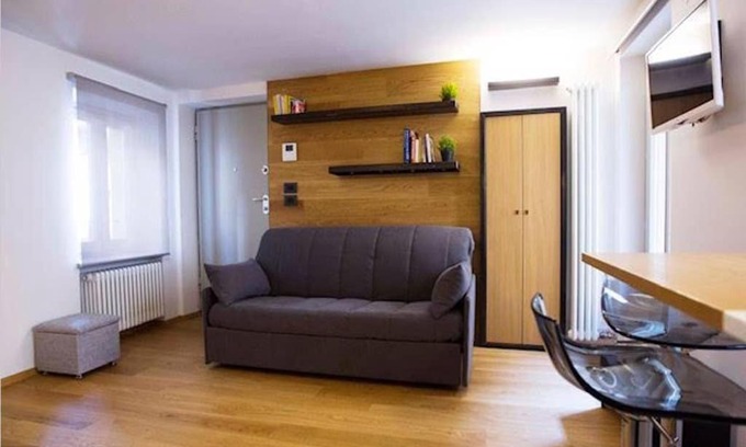 Ivrea Apartment | SPLENDIDO MONOLOCALE NEL CENTRO STORICO DEL BORGHETTO