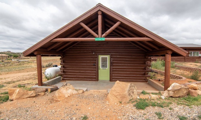 Blanding Cabin | Split Ridge Cabin near Blanding Utah