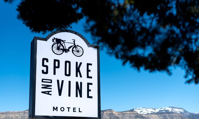 Palisade Hotel | Spoke and Vine Motel