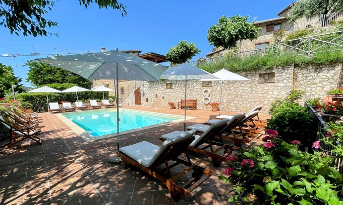 Strettura House | Spoleto Splash : Casetta/slps 4/5 Wifi/dishwasher - beautiful private garden