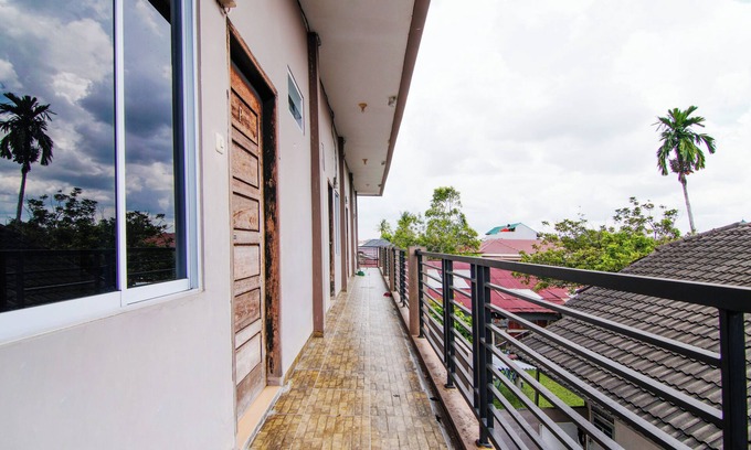 Pekanbaru Hotel | SPOT ON 91598 Oklahoma Homestay Syariah