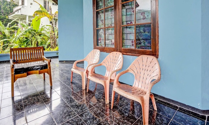 Prigen Hotel | SPOT ON 92388 Villa Segi Delapan