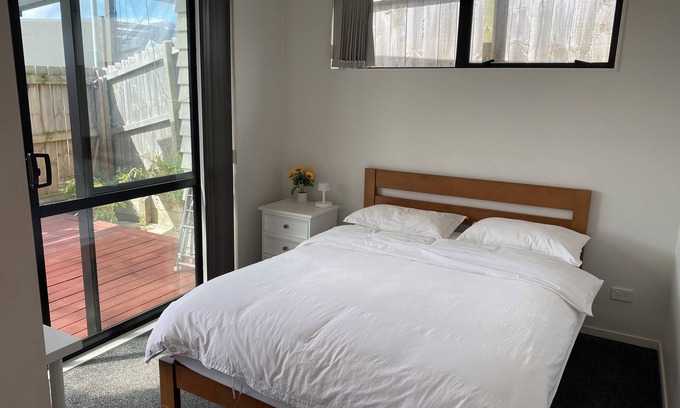 Auckland House | Spotless Cozy 5 BedRooms Near Airport
