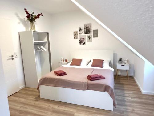 Region Hannover District Apartment | SPR-Helle Wohnung mit Balkon, EBK, WLAN, Netflix, 24 Stunden self checkin