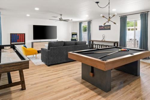 Shea North Estates House | Sprawling Home with Heated Pool,Pickleball,Games Galore