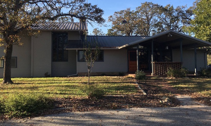 Bastrop House | Sprawling Mid Century Modern Farm House 80 acres