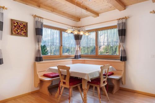 Sarentino Apartment | Sprenghof Ferienwohnung
