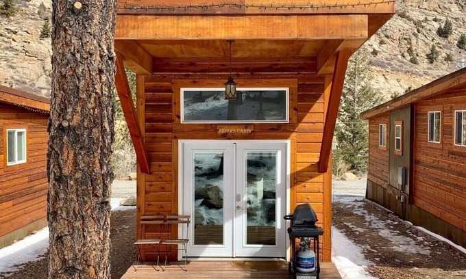 Idaho Springs Cabin | Spring Gulch Cabin at Base Camp