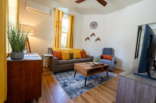 Iron Horse Historic District Apartment | Spring Oasis Tucson 1BR 5 Min to UofA and Fun