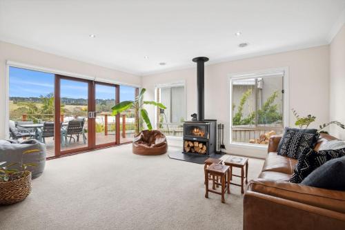 Torquay House | Spring Valley family haven with serene views