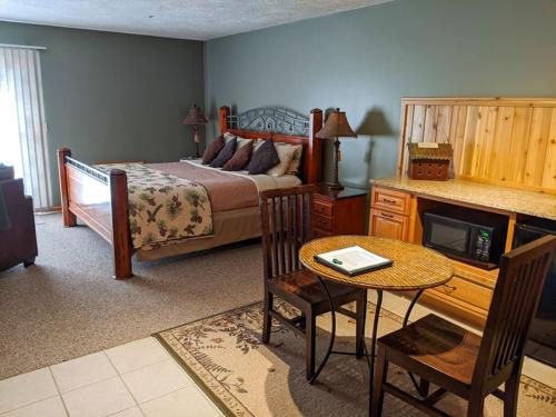 Prudenville House | Springbrook North Woods