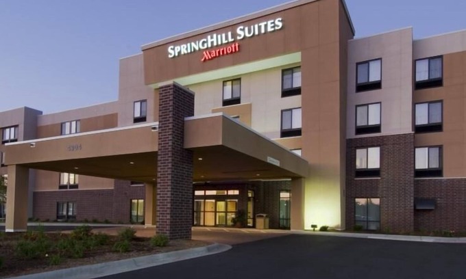 Sioux Falls Hotel | SpringHill Suites by Marriott Sioux Falls